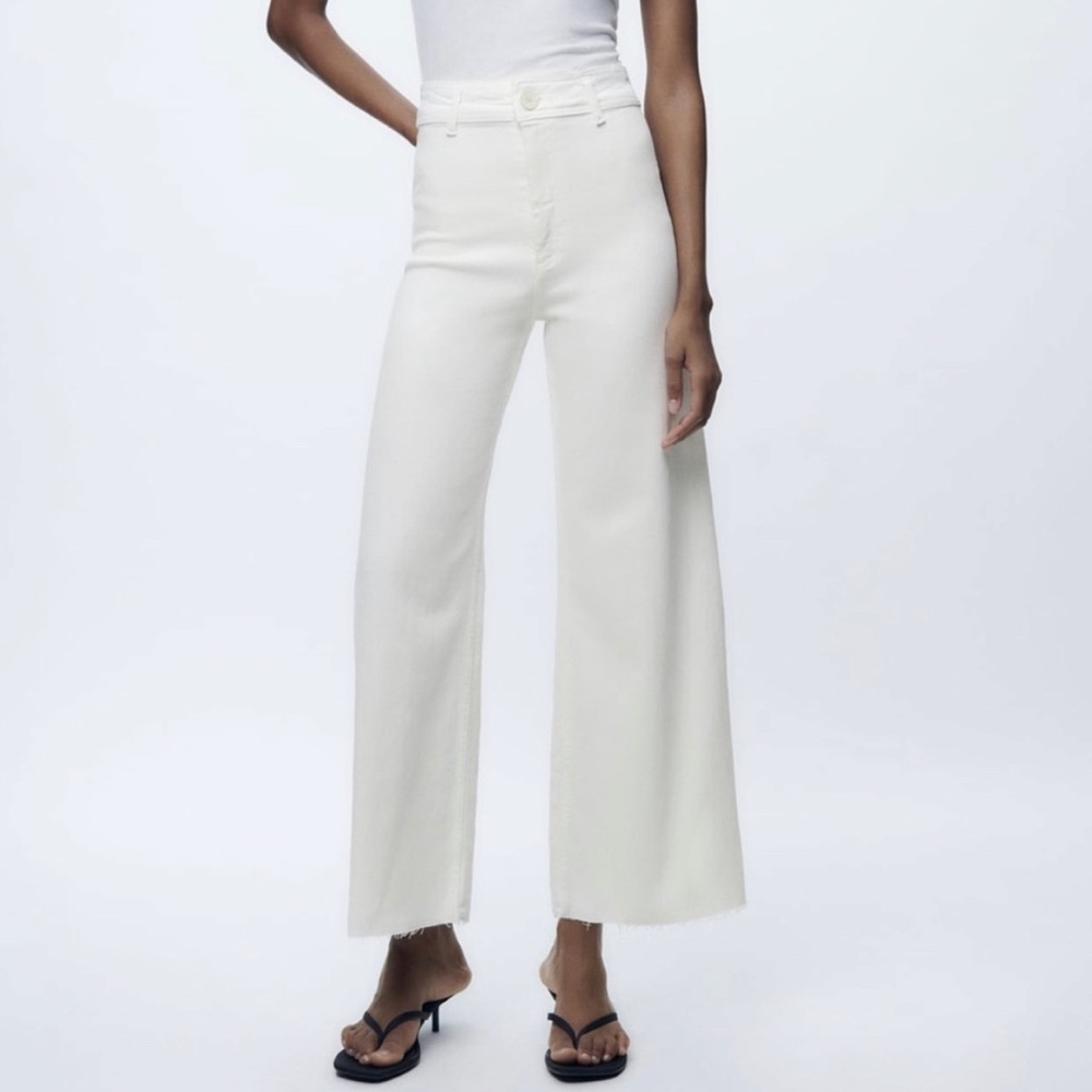 Zara White High Waist Jeans